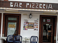 Pizzeria Al Ciclamino Scarzanella Romano inside