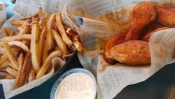 Wingstop food