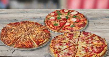 Domino's Pizza food