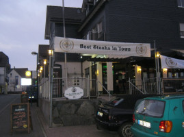 The Blackwater Irish Pub outside
