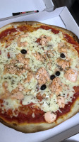 Pizzas Des Pins food