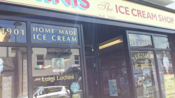 Luchini's Ice Cream Parlour outside