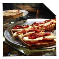 Mannino Pizzeria food