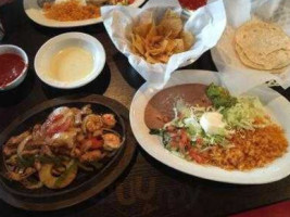 Cilantros Mexican Grill food