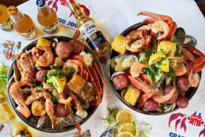 Crab Du Jour Xpress Cajun Seafood food