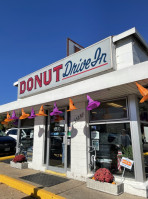 Donut Drive-in outside