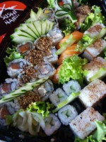 Naifu Sushi food