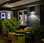 Blauer Affe Restaurant-pizza-café-bar inside