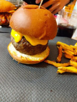 Malaburger food
