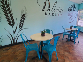 Delicias Bakery food