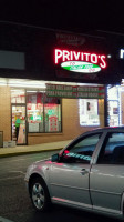 Privito's To Go outside