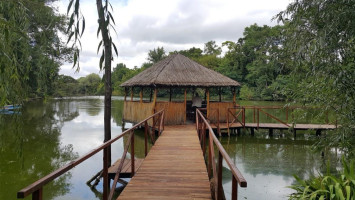 Koliba Fountain Comida