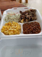 Mckenzie's Bbq food