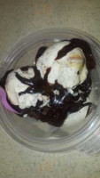 Baskin Robbins food