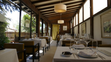 Quinta De Santo Antonio food