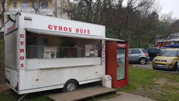 Gyros Büfé outside