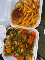 Hometown Grill Of Clinton Township food