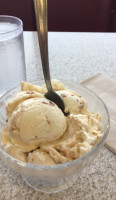 Oberweis Ice Cream And Dairy Store food