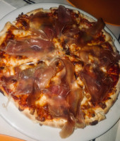 Pizzeria De Segovia food