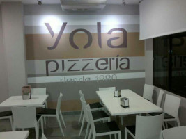 Pizzeria Yola inside