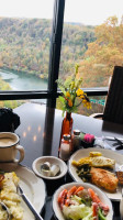 Overlook At The New River Gorge food