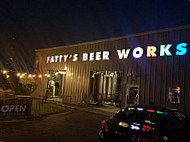 Fatty's Beer Works outside