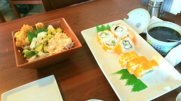 sushi naomi food