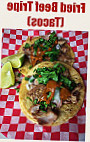 Tacos El Amigo food