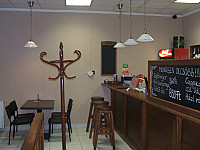 Buefe Pont Pizzeria Kavezo inside