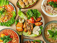 Ha Noi Vietnamese Cuisine (mong Kok) food
