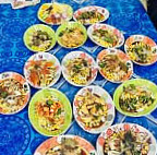 บ้านละยำ ยำตำนัว Comida