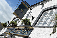 The Salutation outside