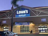 Lowe's Appliance Outlet outside