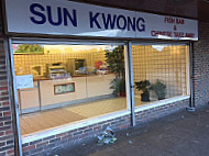Sun Kwong outside