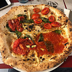 Pizzeria Guglielmo Vuolo food