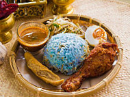 Nasi Kerabu Kak Ngah food
