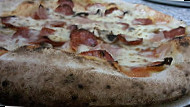 Enchante Pizzeria food