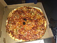 La Pizz food