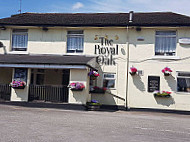 Royal Oak Pub outside