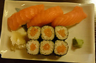 Genki Sushi food