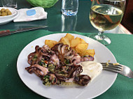 La Lola food