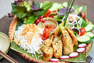 Tunong Asia Fusion Kitchen food