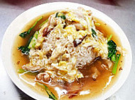 O’neh Char Hor Fun food