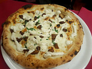 Pizzeria Santa Johnny food