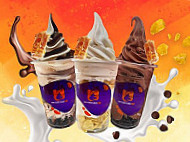 M Ice Cream Melawati food