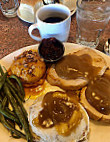 Shari's Cafe And Pies food