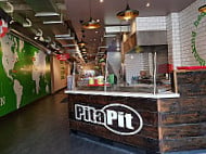 Pita Pit outside