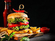 Raja Burger Bistro On Wheel Comida