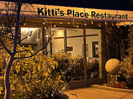 Kitti's Place outside