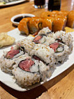 Sushi Zushi food